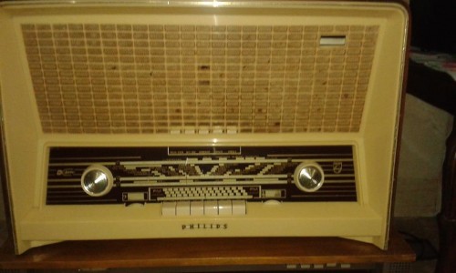 راديو فليبس قديم للبيع