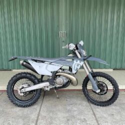 2024 Husqvarna TE 300 PRO1